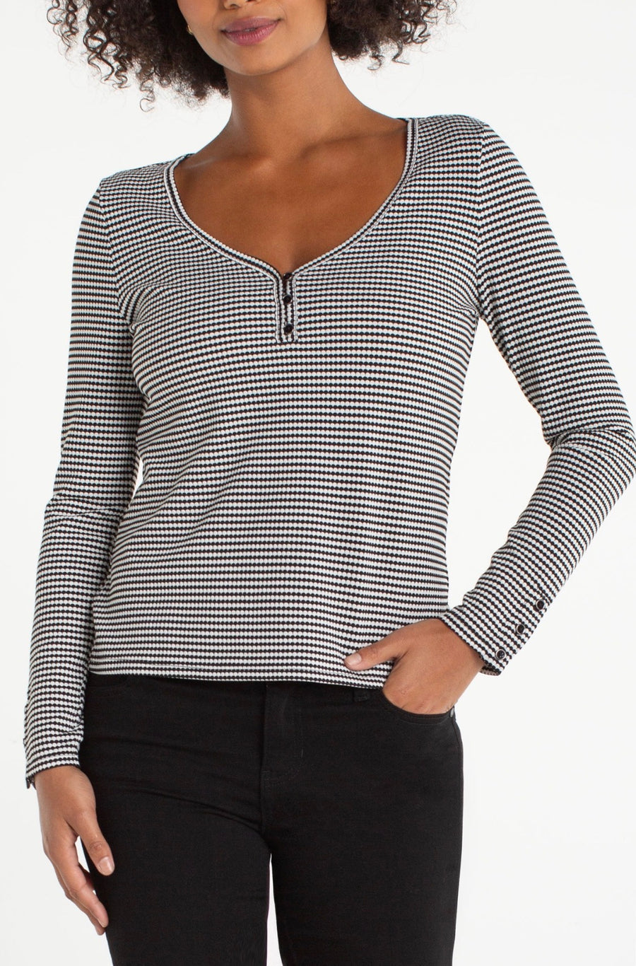 3/4 Button Sleeve Henly