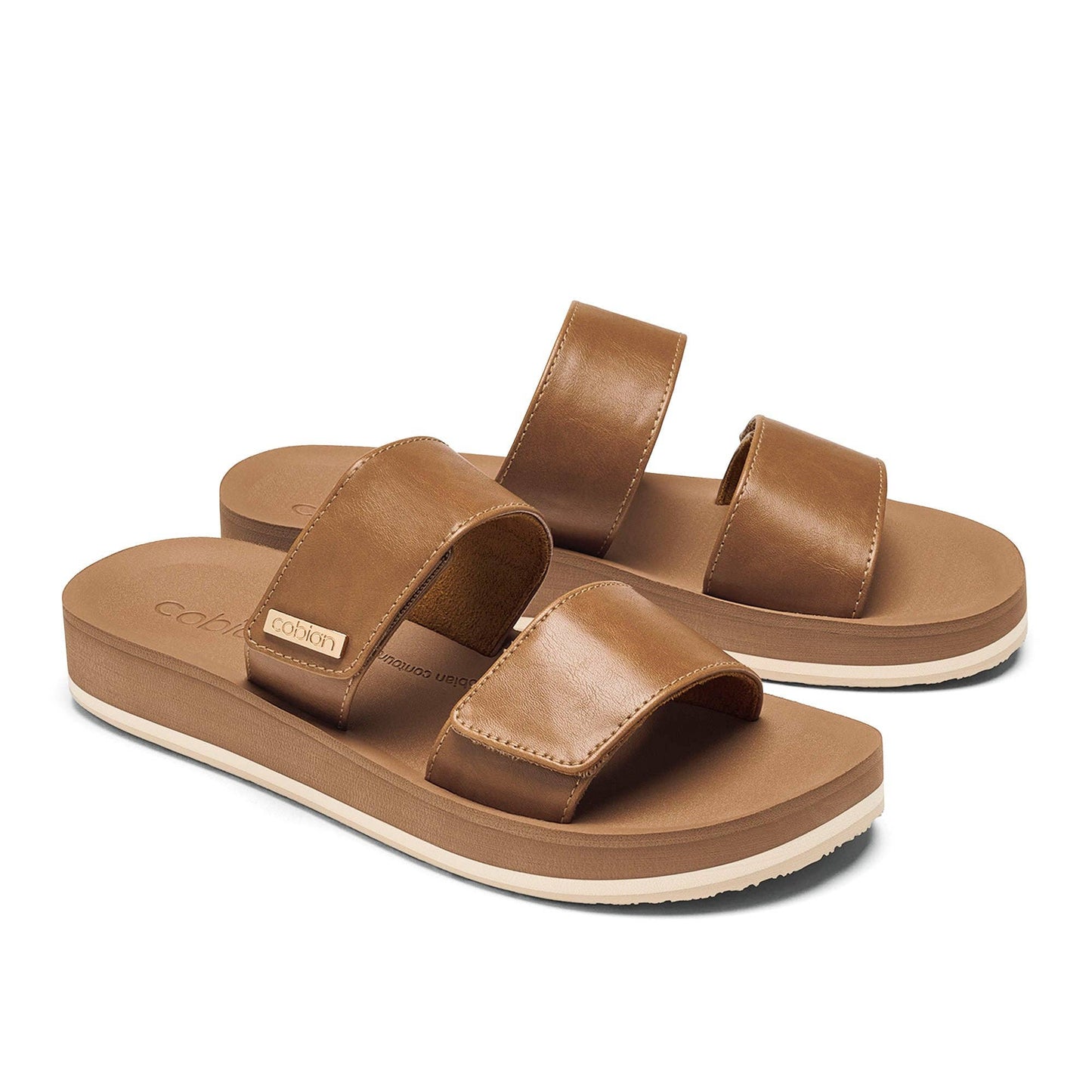 Dana Rise™ Elevated flatform slide sandal with adjustable straps for a customized fit