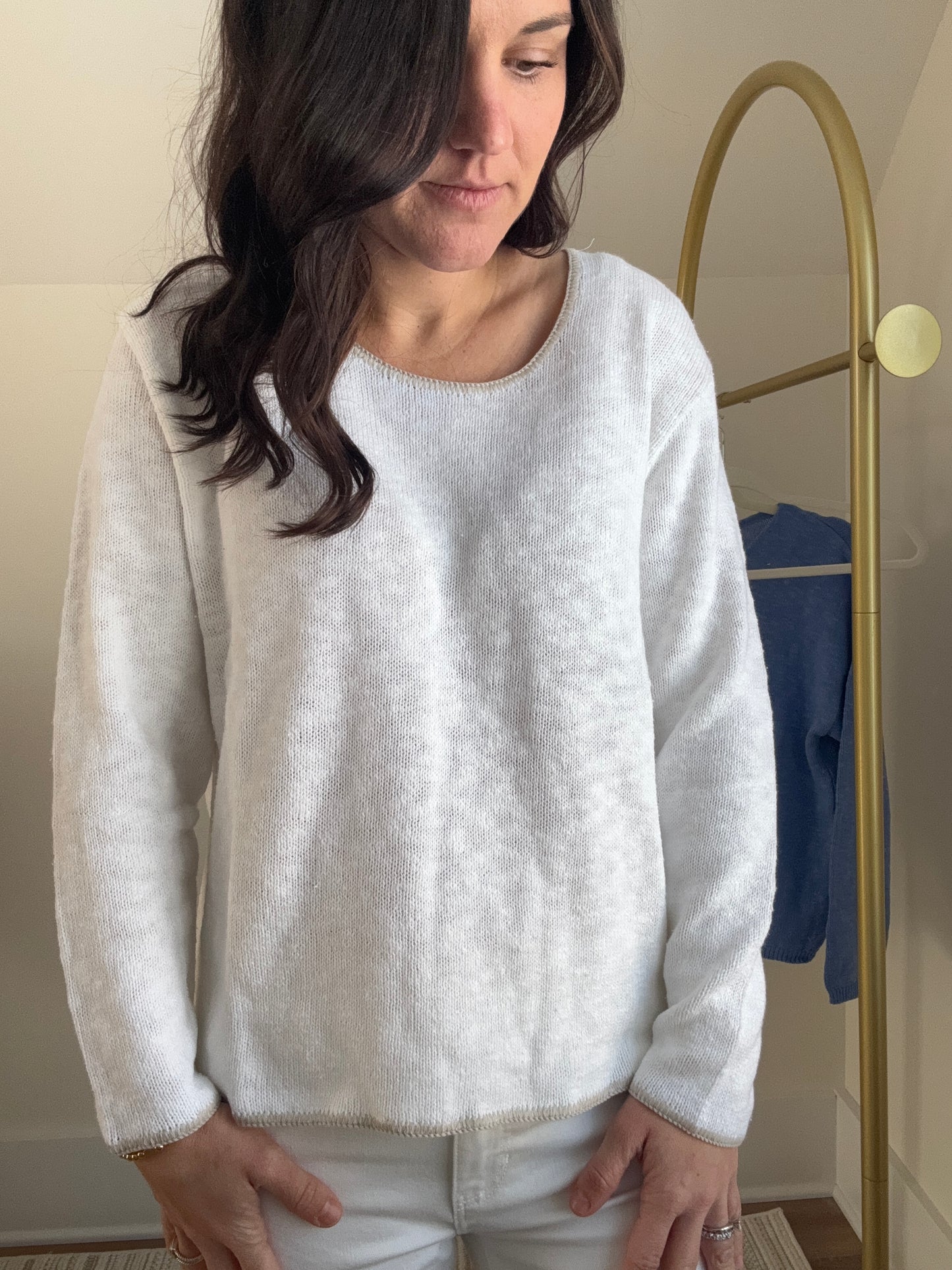L/S Crew Neck With Piping -WHITE