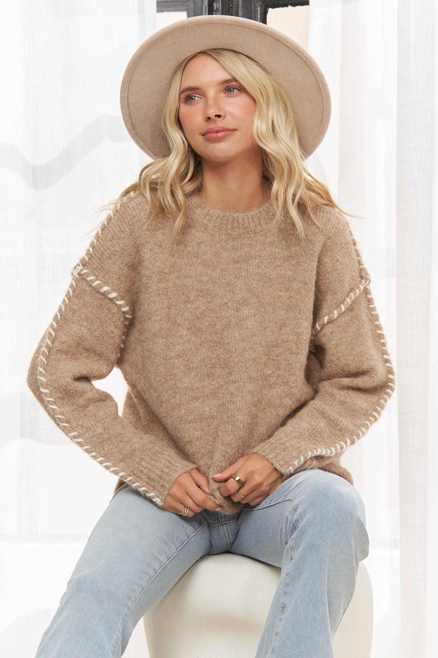 STITCH DETAIL KNIT SWEATER