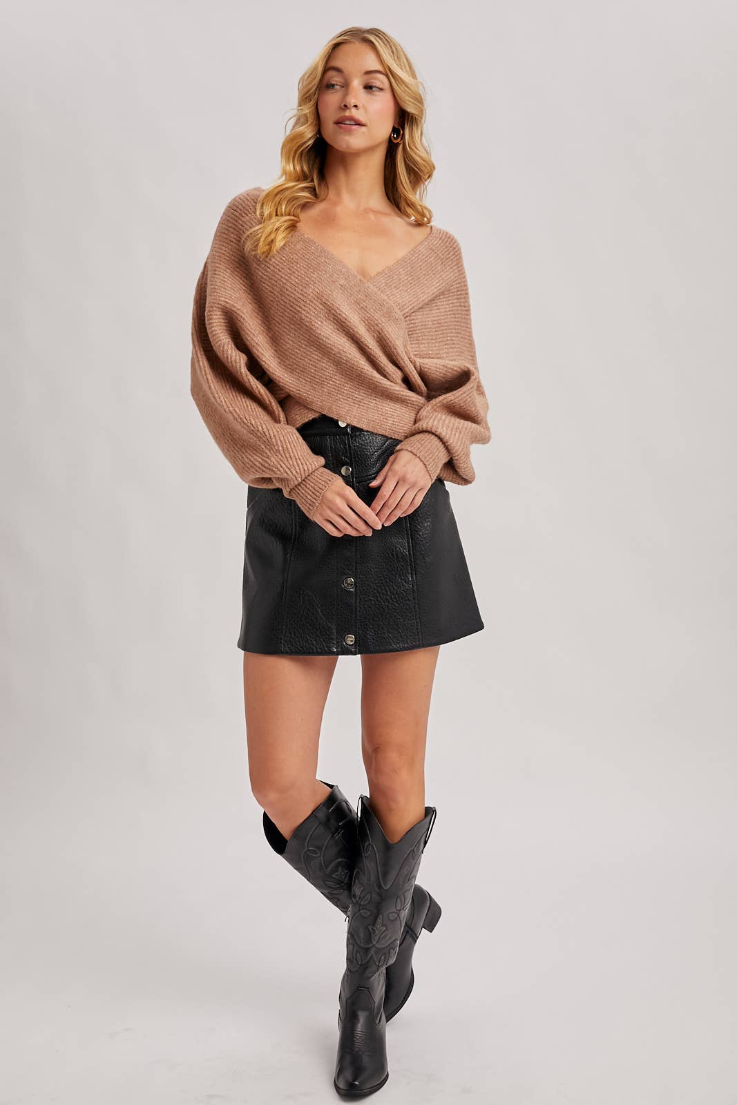 CROSSOVER RIBBED PULLOVER