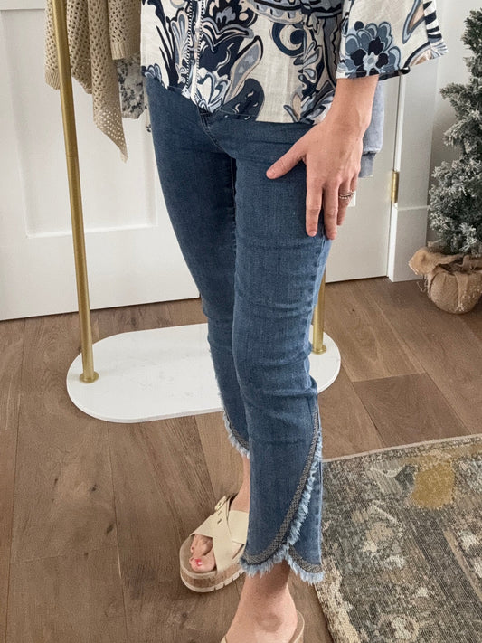 Slim Leg Front Tulip Pant