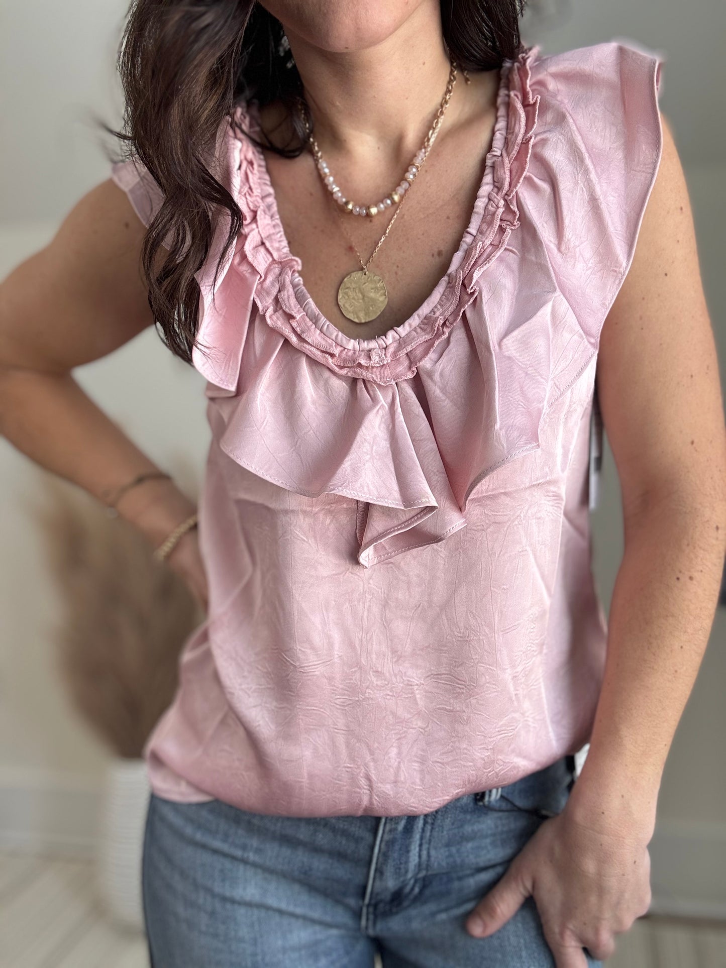 Ruffle Front Sleeve